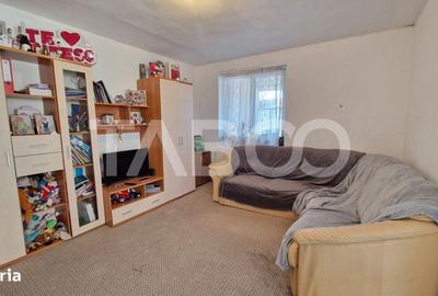 Apartament cu 2 camere decomandat în Mihai Viteazul - 2