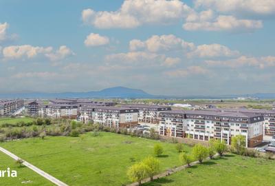 Apartament cu 2 camere decomandat în Noua