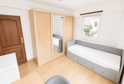 Apartament cu 3 camere semidecomandat, mobilat în Central - 7