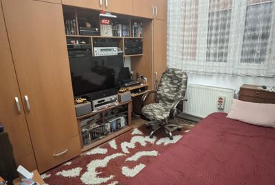 Apartament cu 3 camere semidecomandat în Horea - 6