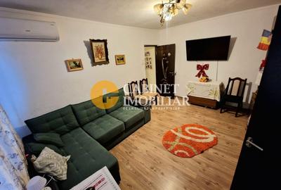 Apartament cu 3 camere semidecomandat, mobilat în Alexandru cel Bun - 1