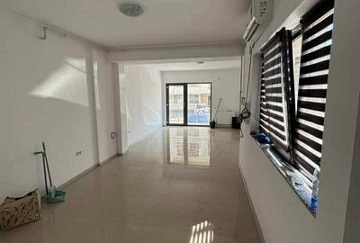 Spațiu comercial, de 35 mp, în Nord - 2