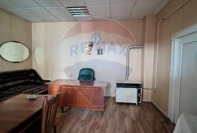 Spațiu comercial, de 96 mp, în Piața Centrală - 9