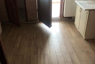 Apartament cu 3 camere decomandat în Central - 3
