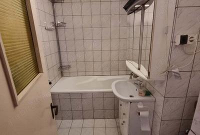 Apartament cu 4 camere decomandat în Central - 1