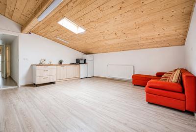 Apartament cu 2 camere semidecomandat, mobilat în Central - 2