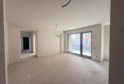 Apartament cu 3 camere semidecomandat în Între Lacuri - 1