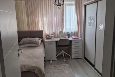 Apartament cu 4 camere decomandat în Valea Moldovei - 1