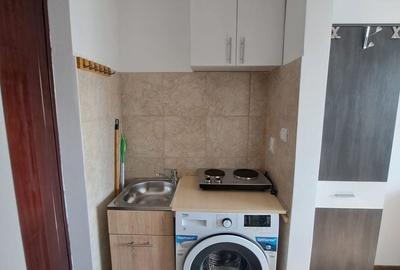 Garsonieră semidecomandată în Central - 1