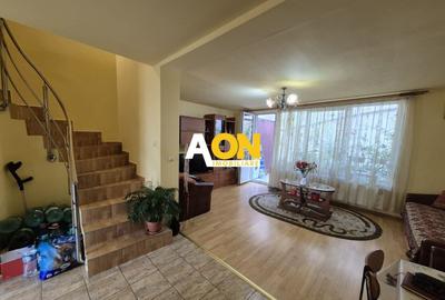 Duplex cu 3 camere cu Canalizare în Central - 1