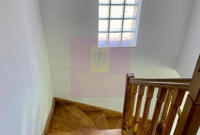 Casă cu 4 camere cu Teren 301 Mp în Mogoșoaia