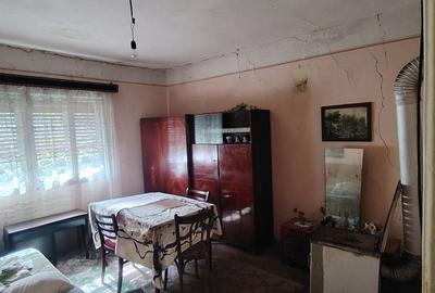 Casă cu 4 camere cu Teren 400 Mp în Aradul Nou