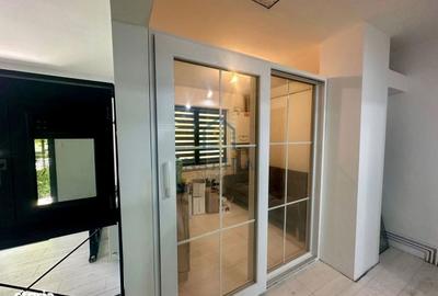 Spațiu comercial, de 65 mp, în Săsar