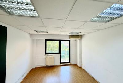 Apartament cu 4 camere decomandat în P-ța Unirii - 13