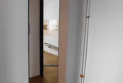 Apartament cu 3 camere decomandat în Exterior Vest - 8