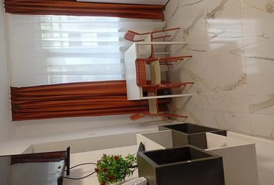 Apartament cu 2 camere decomandat în Central - 3