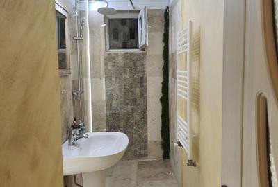 Apartament cu 3 camere semidecomandat în Casa de Cultură - 4
