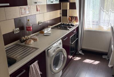 Apartament cu 3 camere decomandat în Berceni - 4