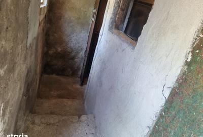 Casă cu 2 camere cu Teren 612 Mp în Moroeni - 6