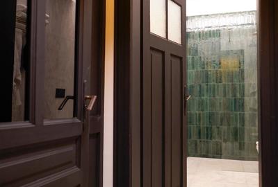 Apartament cu 2 camere decomandat în Noua