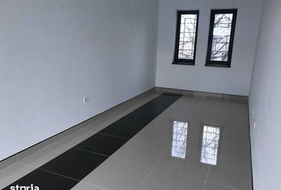 Spațiu comercial, de 210 mp, în Central - 1