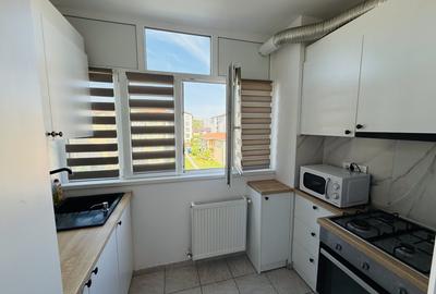 Apartament cu 3 camere semidecomandat, mobilat în Florești - 6