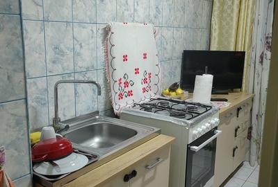 Apartament cu 2 camere semidecomandat, mobilat în 1 Decembrie 1918