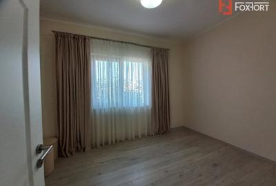 Duplex cu 3 camere cu Canalizare în Ghiroda - 3