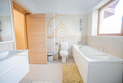 Spațiu comercial, de 551 mp, în Ultracentral - 39