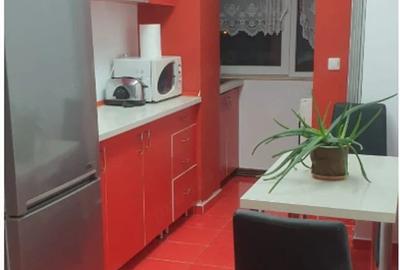 Apartament cu 3 camere decomandat în Exterior Vest - 2