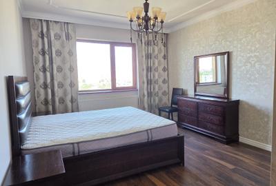 Apartament cu 2 camere semidecomandat în Mihai Bravu