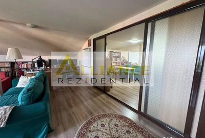 Casă cu 7 camere cu Teren 400 Mp în Central