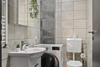 Apartament cu 3 camere decomandat, mobilat în Berceni