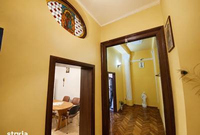 Apartament cu 5 camere decomandat în Șagului