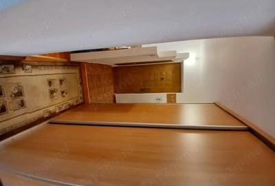 Apartament cu 2 camere decomandat în Petrila - 4