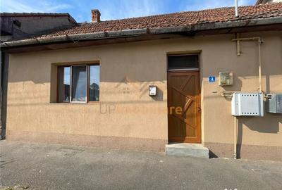 Casă cu 2 camere cu Teren 123 Mp în Iosia