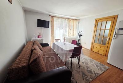 Apartament cu 3 camere decomandat în Sub Arini - 2
