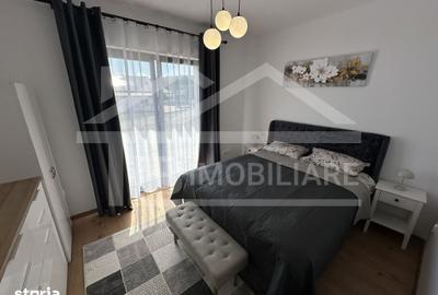 Casă cu 4 camere cu Teren 700 Mp în Livezeni