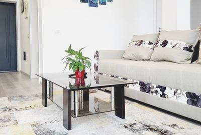 Apartament cu 2 camere decomandat în Tractorul - 1