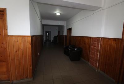 Spațiu comercial, de 230 mp, în Central - 1