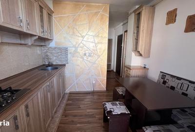 Apartament cu 3 camere decomandat în Micălaca