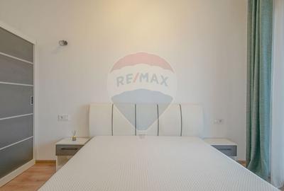 Apartament cu 2 camere decomandat, mobilat în Tractorul - 10