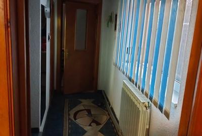 Casă cu 3 camere în Central - 2