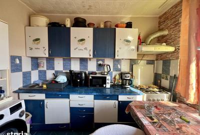 Apartament cu 2 camere decomandat în Buziașului