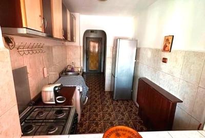 Apartament cu 2 camere semidecomandat, mobilat în Titan - 3