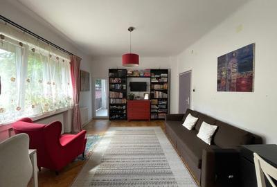 Apartament cu 3 camere semidecomandat în Andrei Mureșanu - 2