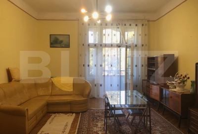 Apartament cu 2 camere semidecomandat, mobilat în Central