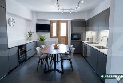 Apartament cu 3 camere decomandat în Central