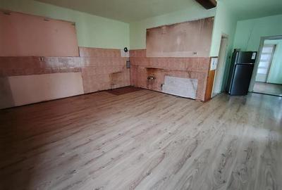 Duplex cu 2 camere cu Canalizare în Central - 7