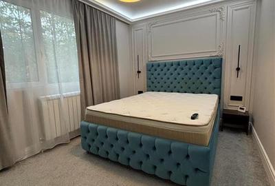 Apartament cu 3 camere decomandat, mobilat în Podu Roș